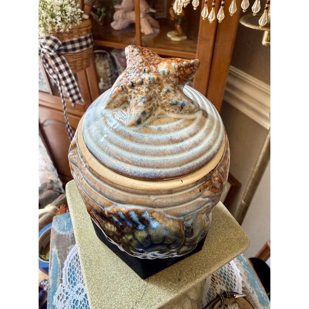 Vintage Coastal Pottery Starfish & Seashell Lidded Sugar Trinket Box Beach Decor